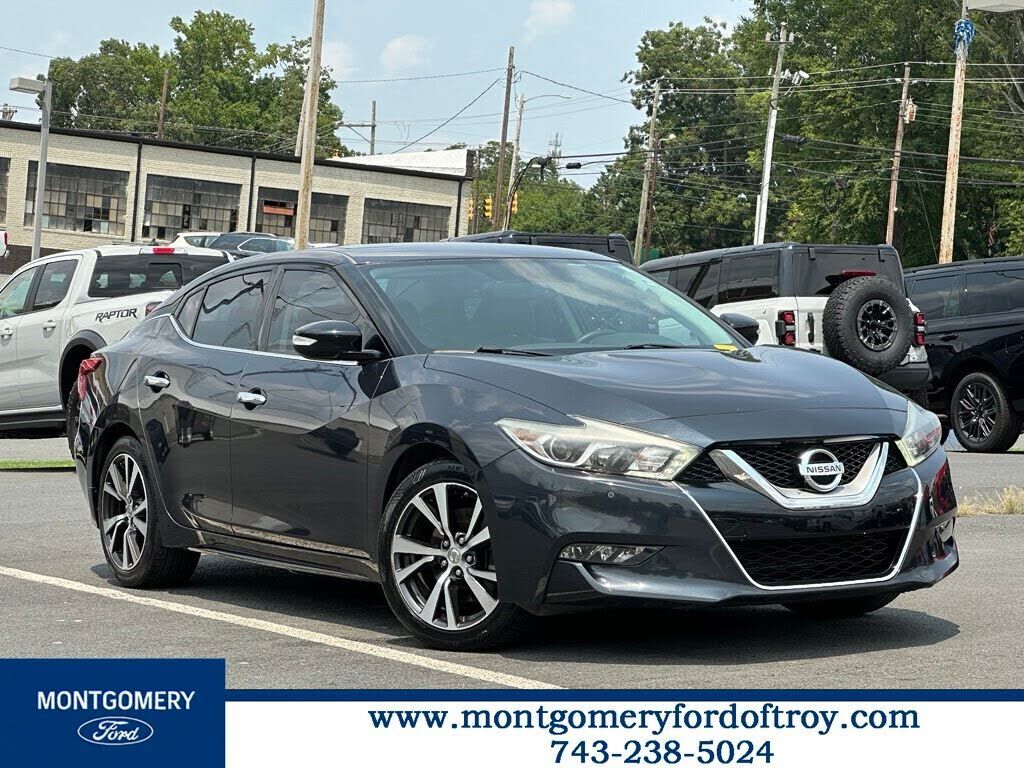 2016 NISSAN Maxima