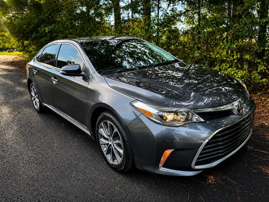 2018 TOYOTA Avalon