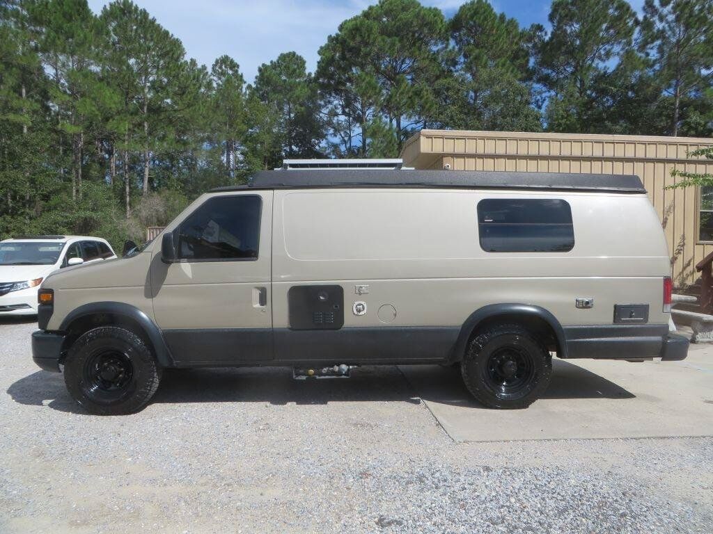 2012 FORD E-250