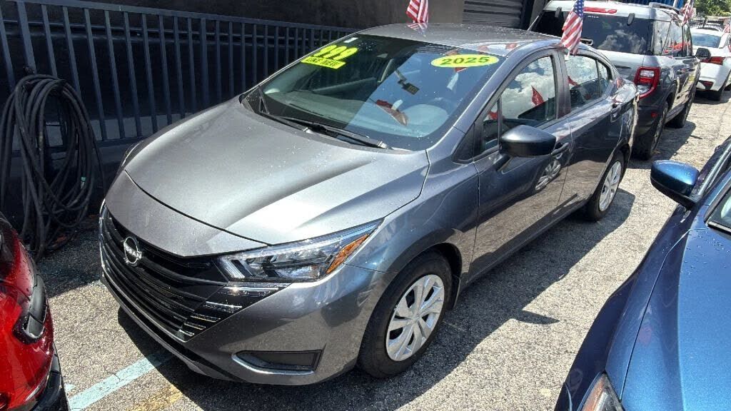 2025 NISSAN Versa