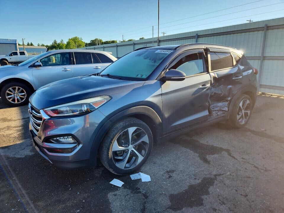 2016 HYUNDAI Tucson