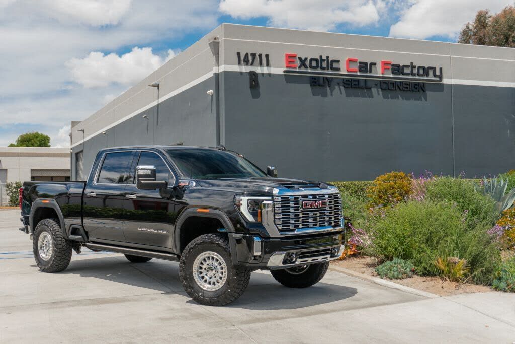 2025 GMC Sierra HD