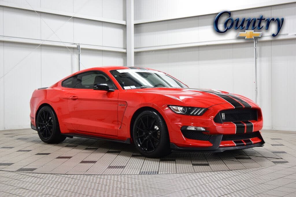 2016 FORD Mustang