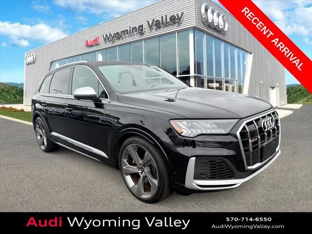 2023 AUDI SQ7