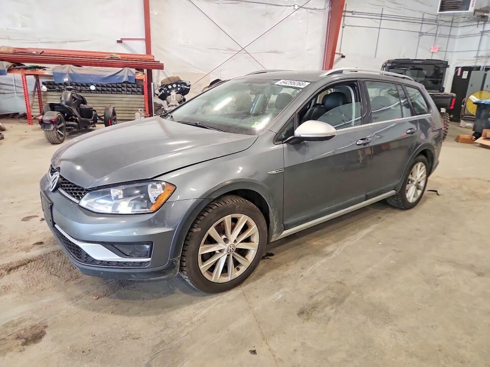 2017 VOLKSWAGEN Golf Alltrack