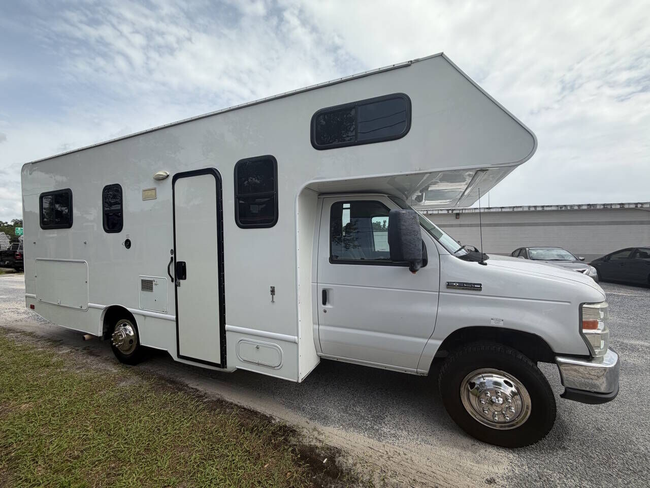2016 FORD E-350