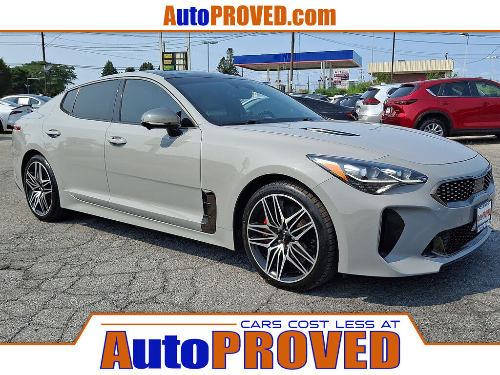 2022 KIA Stinger