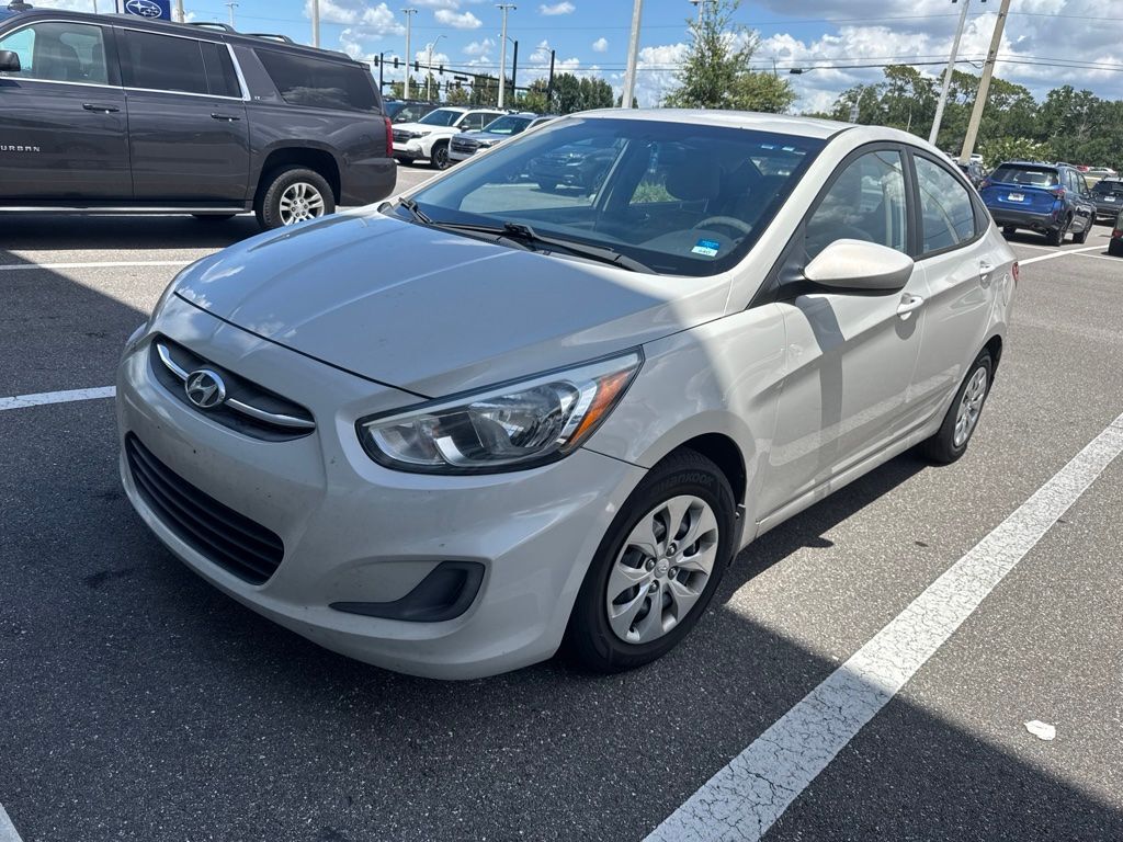 2016 HYUNDAI Accent