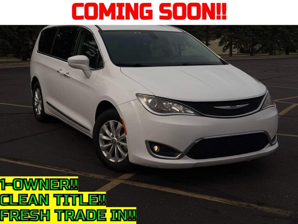2019 CHRYSLER Pacifica