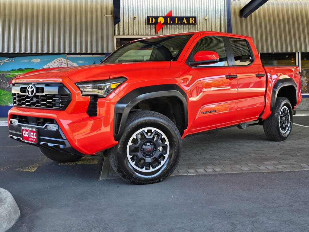 2024 TOYOTA Tacoma