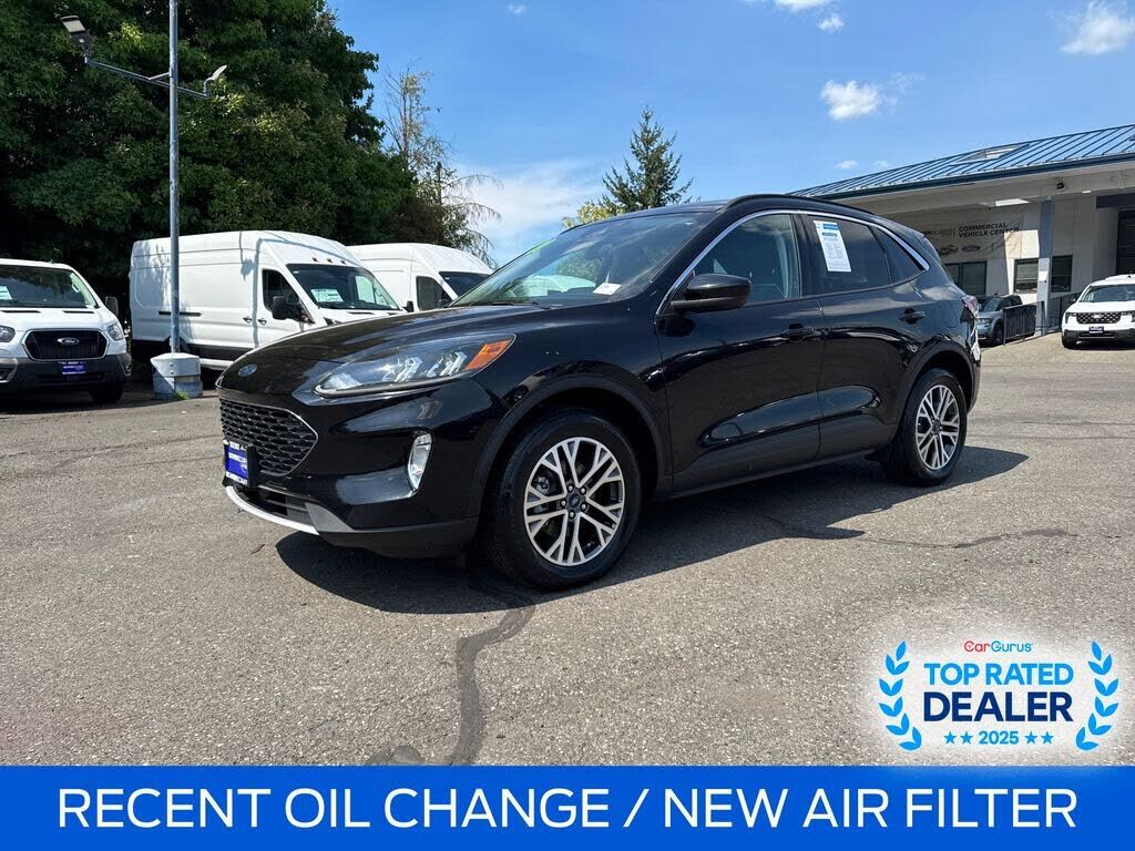 2021 FORD Escape