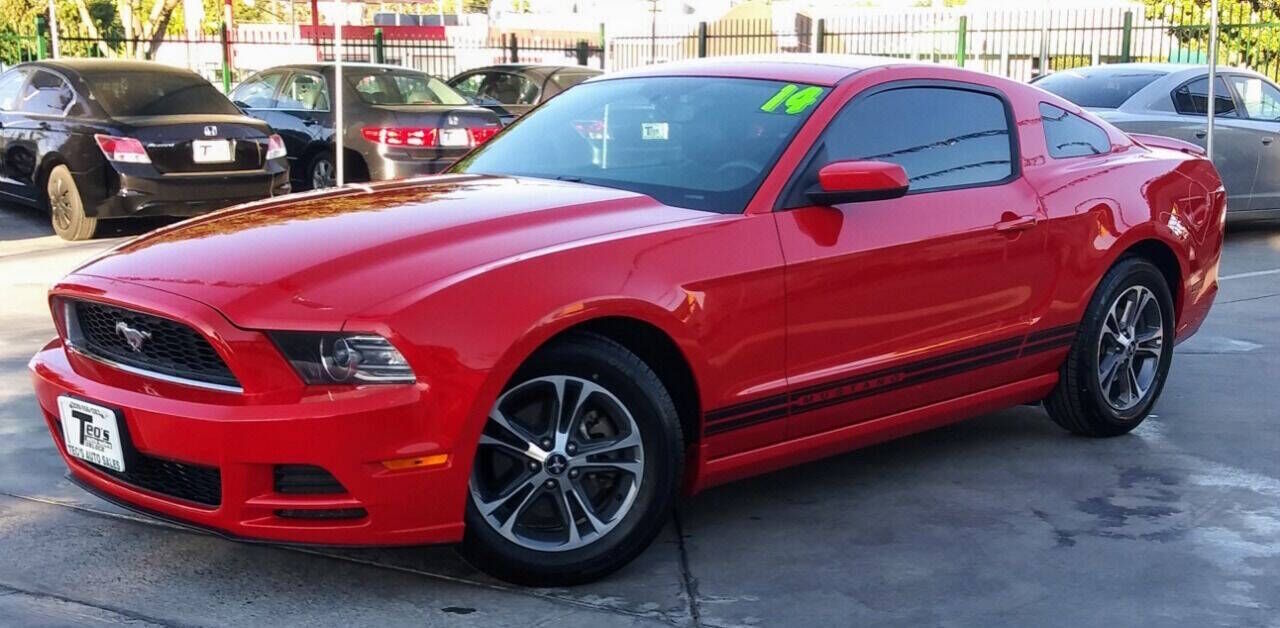 2014 FORD Mustang