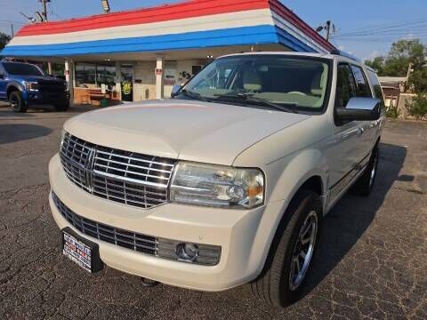 2010 LINCOLN Navigator