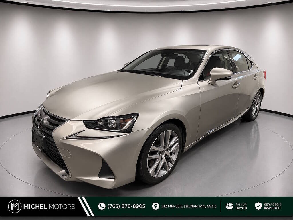 2019 LEXUS IS
