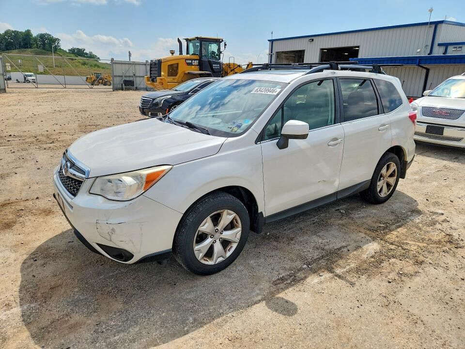 2015 SUBARU Forester