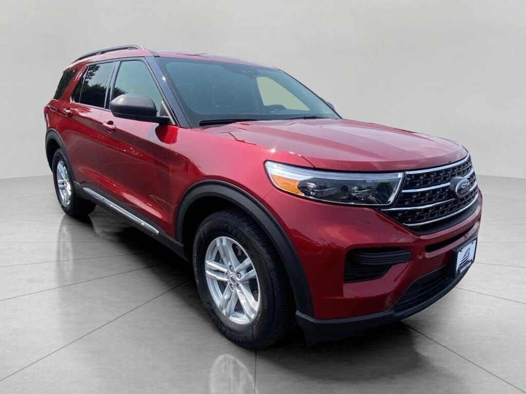 2021 FORD Explorer