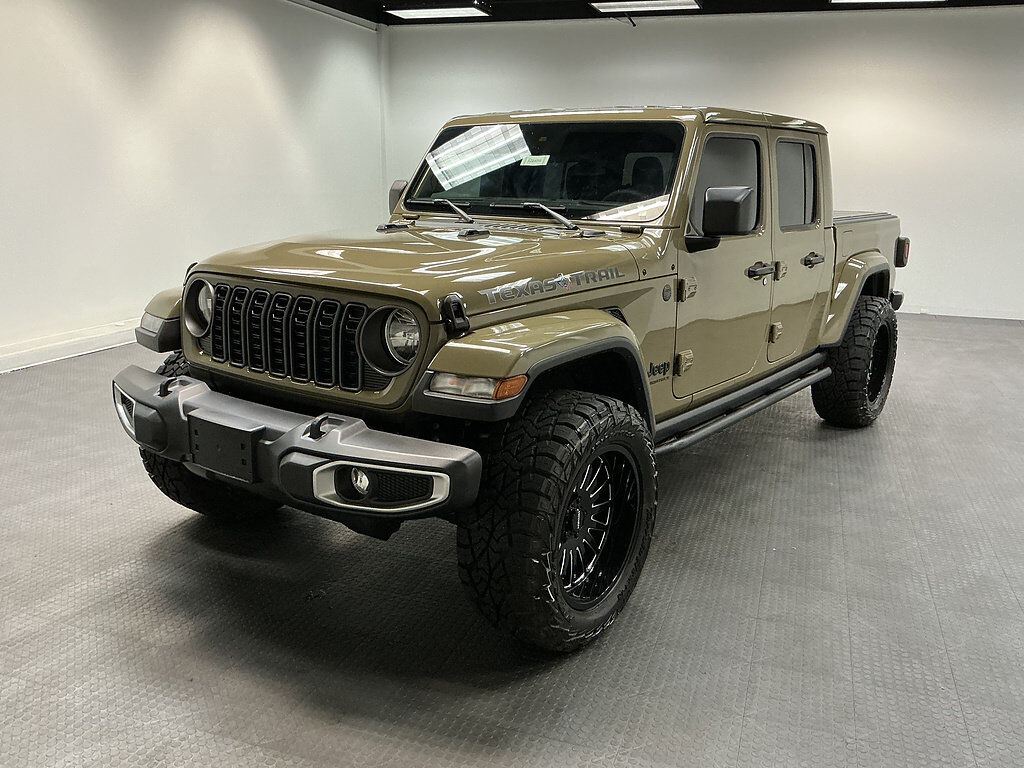 2025 JEEP Gladiator