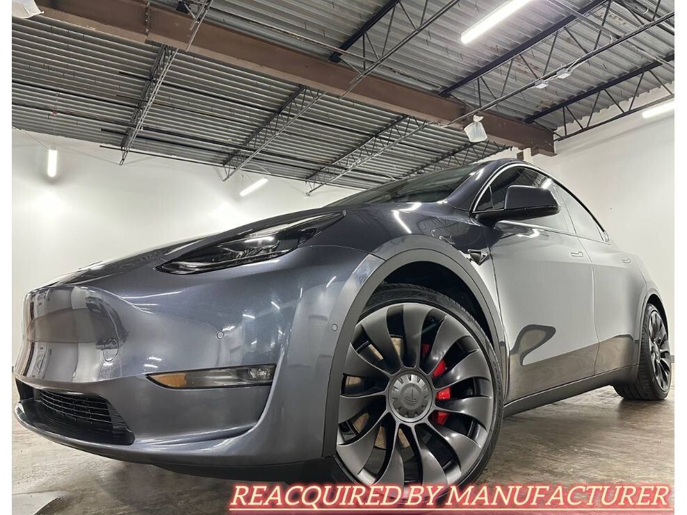 2022 TESLA Model Y