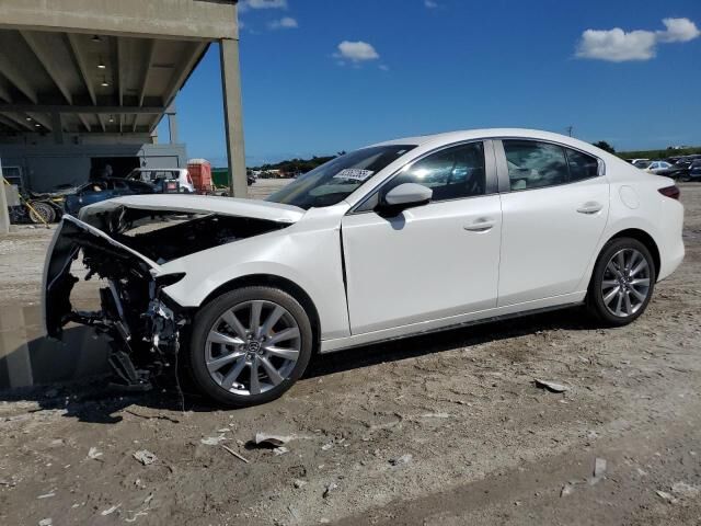 2025 MAZDA Mazda3