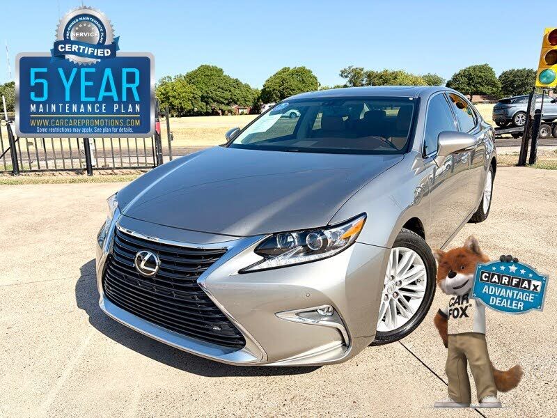 2016 LEXUS ES