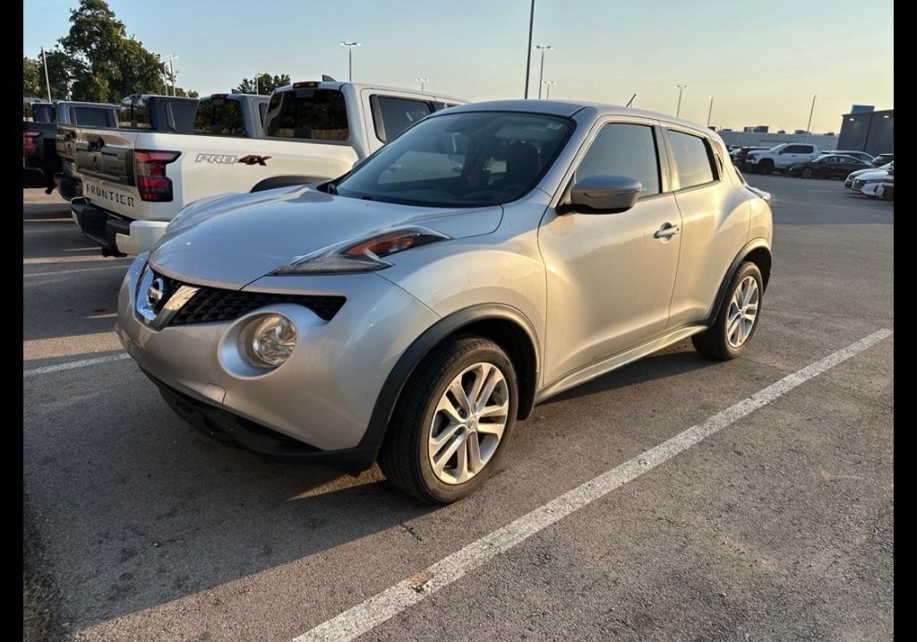 2016 NISSAN Juke