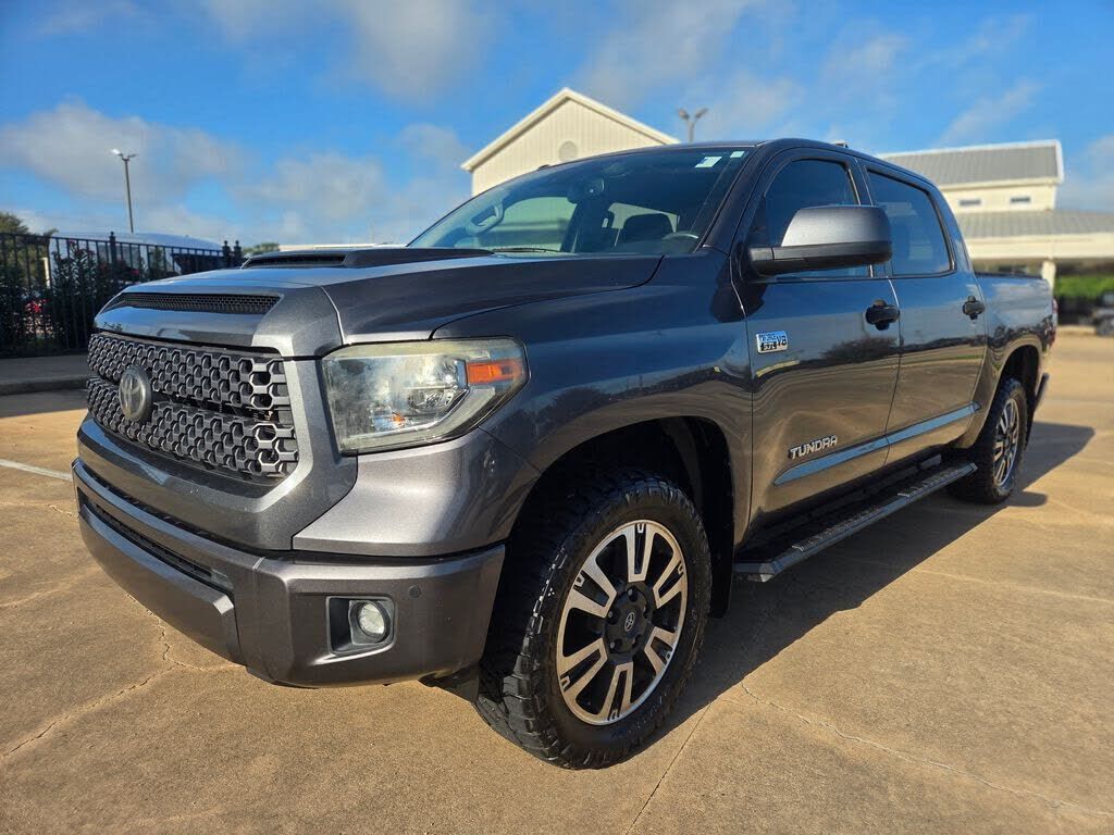 2018 TOYOTA Tundra