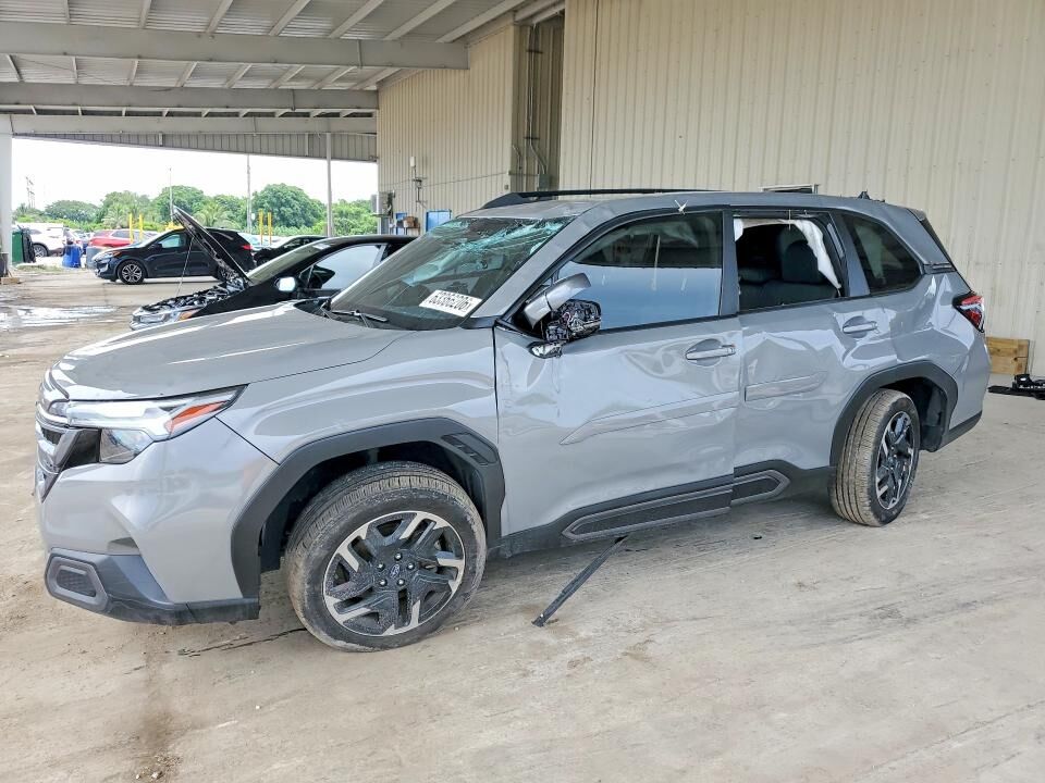 2025 SUBARU Forester