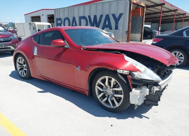2014 NISSAN 370Z
