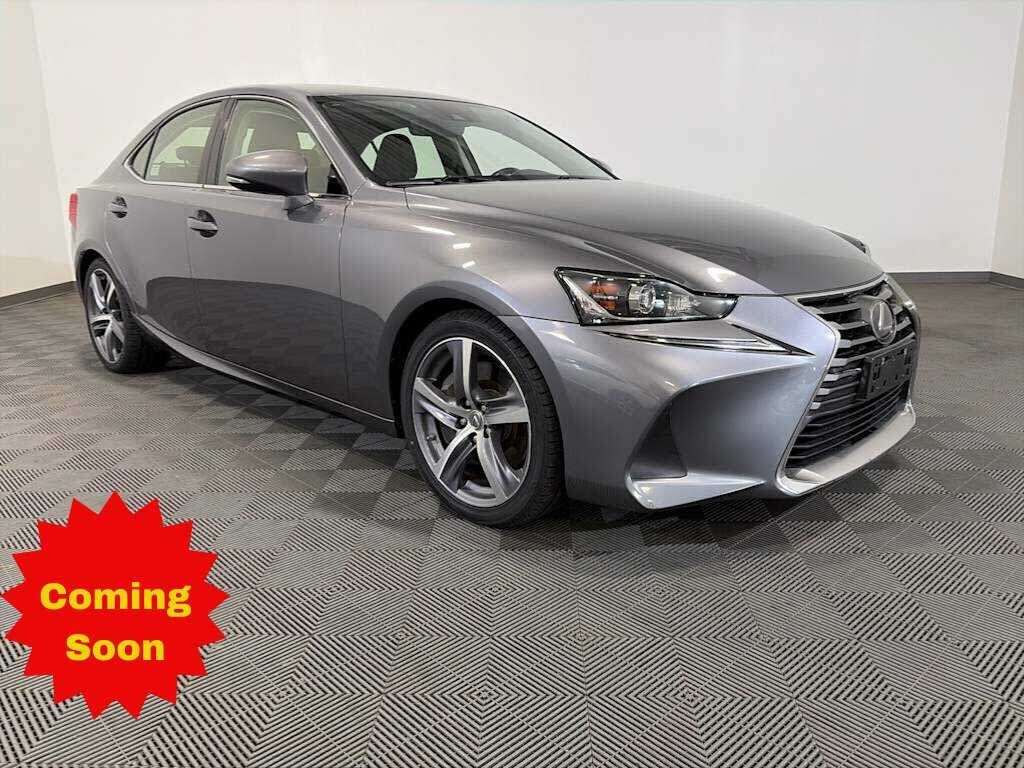 2017 LEXUS IS