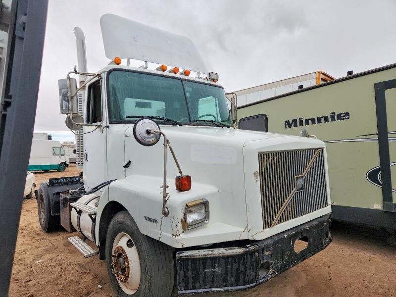 1996 VOLVO TRUCK WG