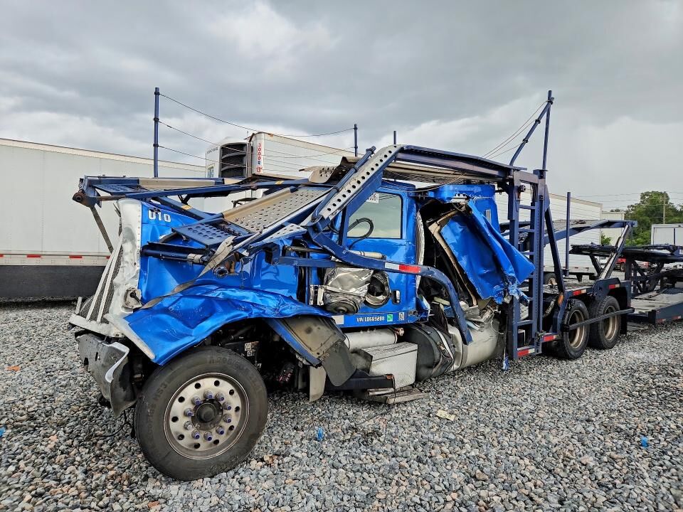 2020 PETERBILT 389
