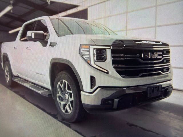2023 GMC Sierra