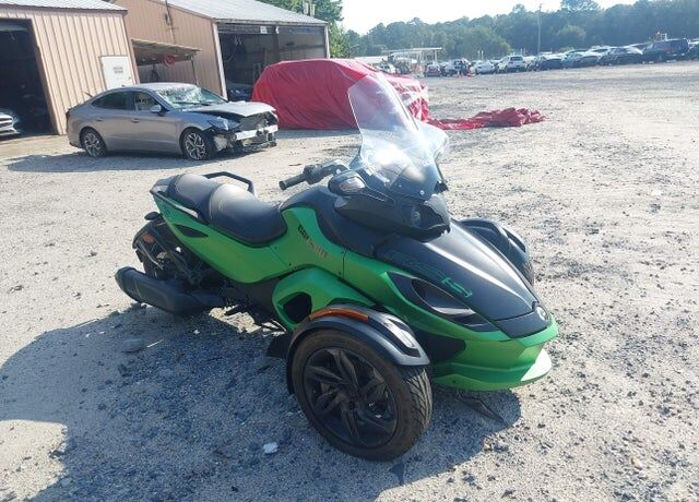 2013 CAN-AM Spyder