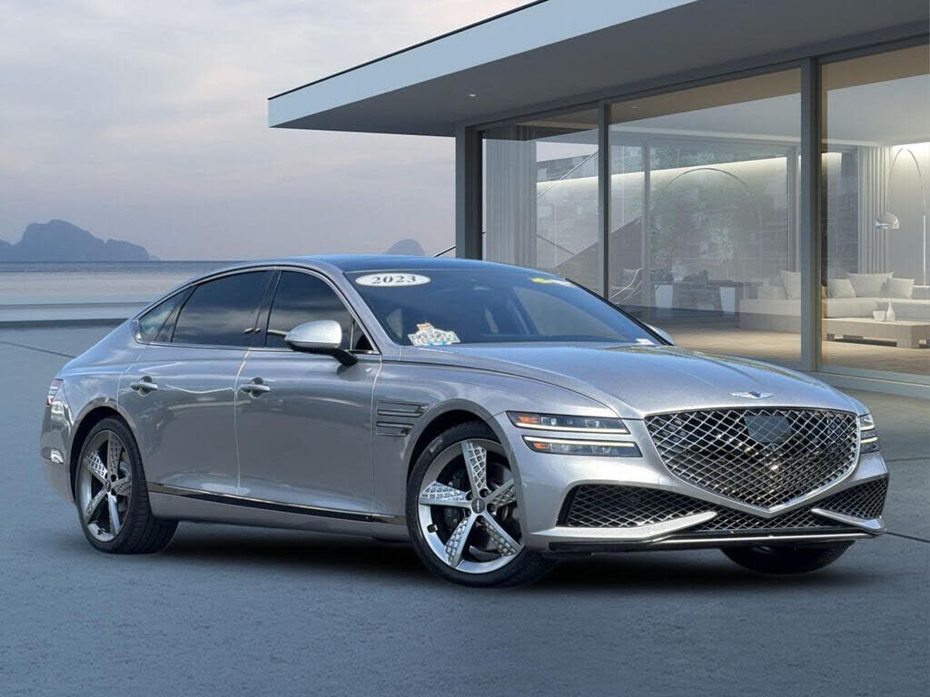 2023 GENESIS G80
