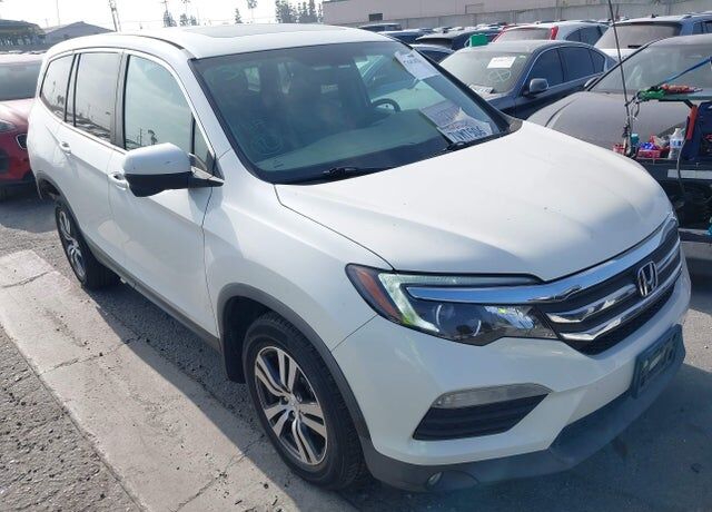 2017 HONDA Pilot