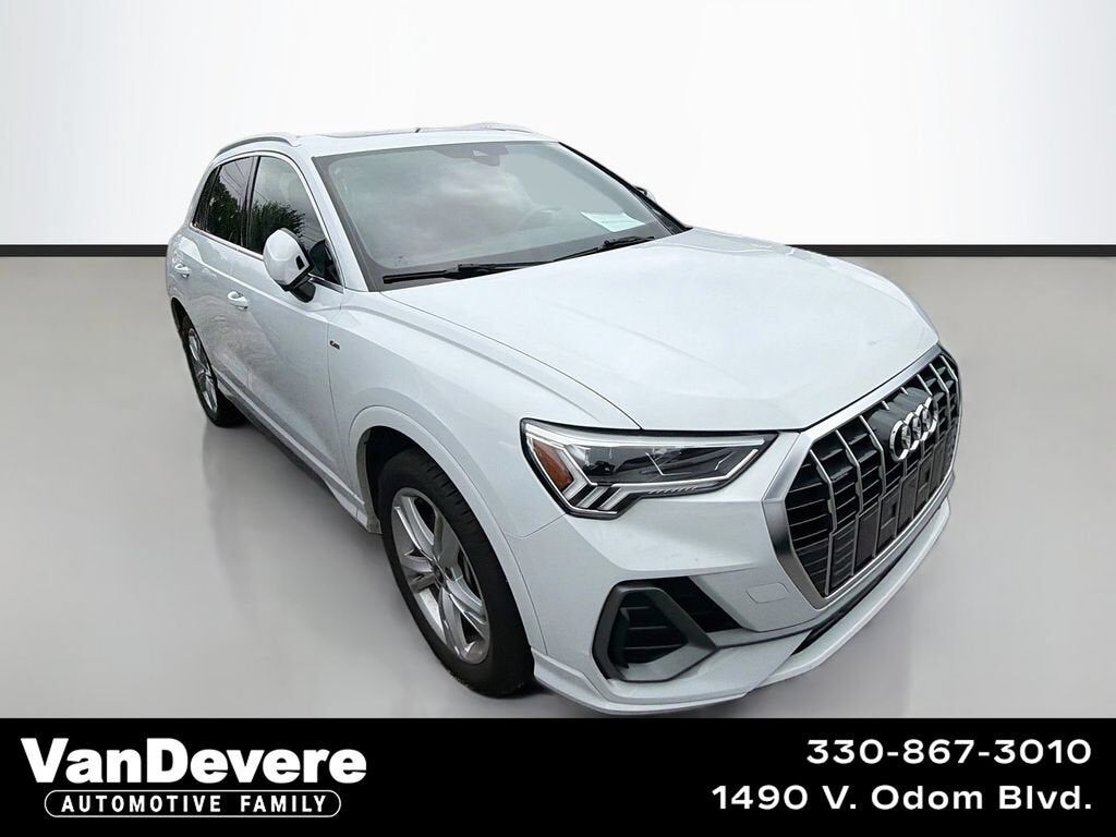 2022 AUDI Q3