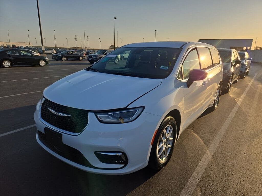 2025 CHRYSLER Pacifica