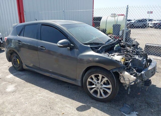 2010 MAZDA Mazda3