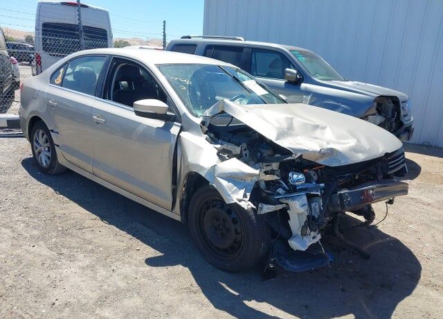 2013 VOLKSWAGEN Jetta