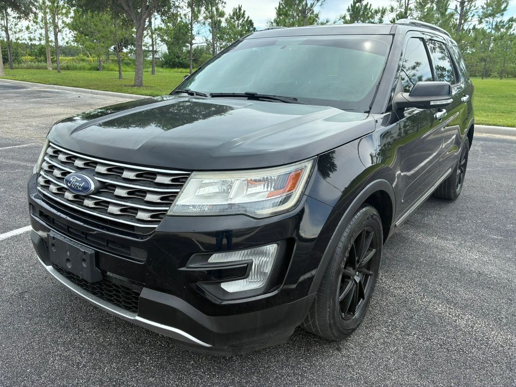 2017 FORD Explorer