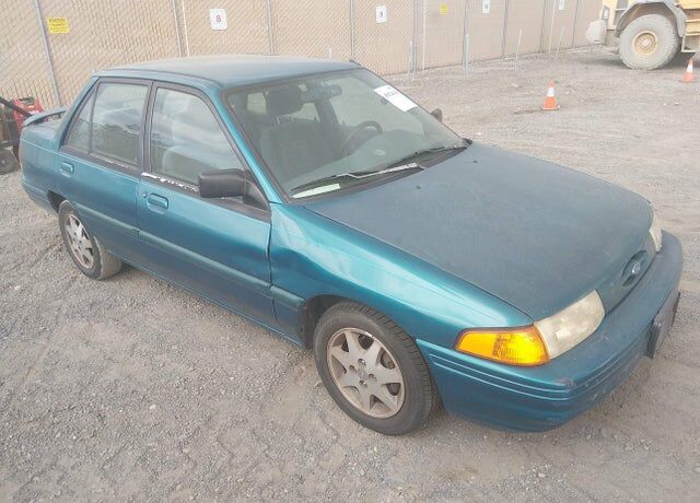 1995 FORD Escort
