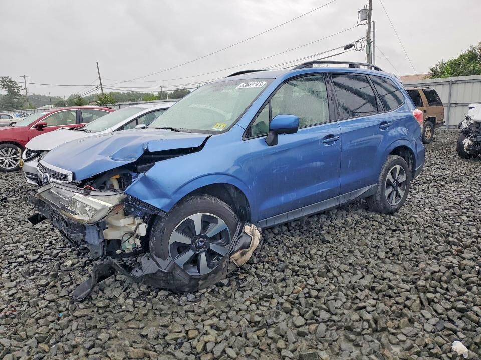 2017 SUBARU Forester