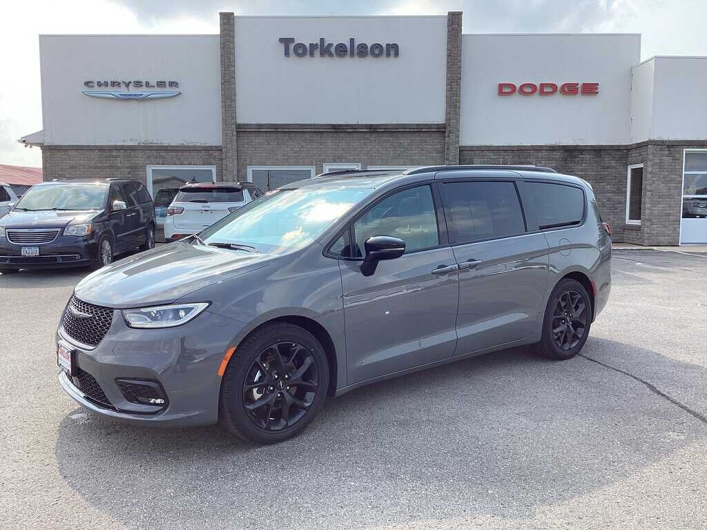 2025 CHRYSLER Pacifica