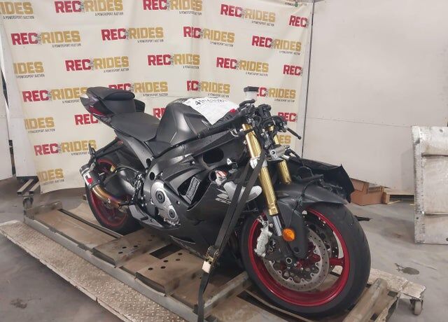 2026 SUZUKI GSX-R750