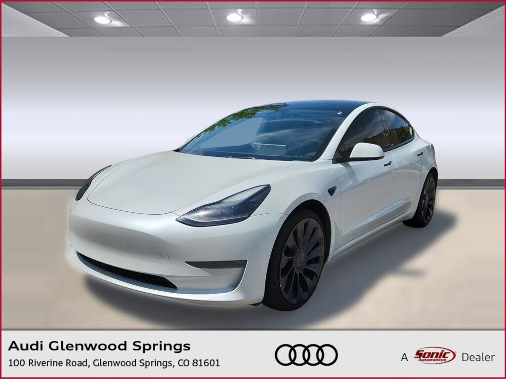 2023 TESLA Model 3