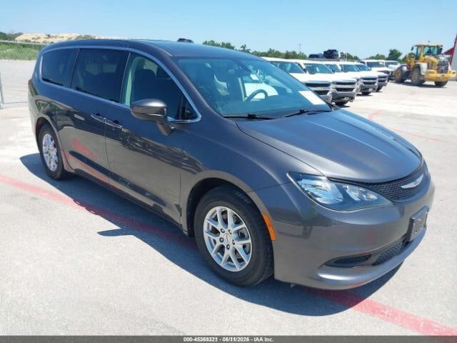 2022 CHRYSLER Voyager