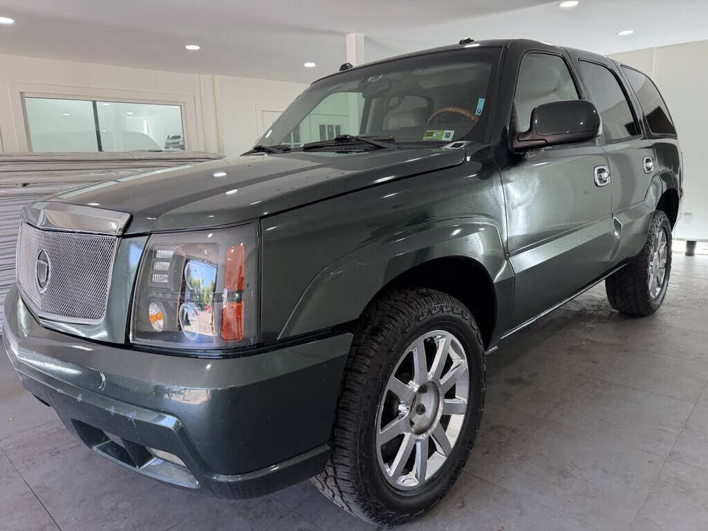 2004 CADILLAC Escalade