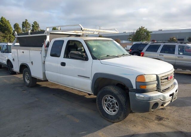 2005 GMC Sierra