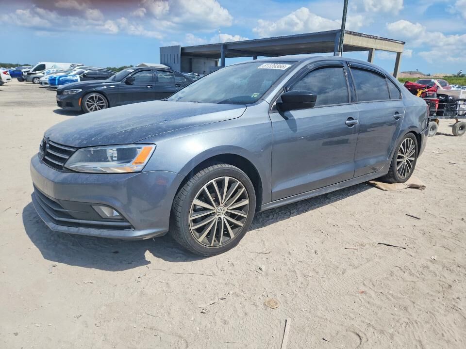 2016 VOLKSWAGEN Jetta