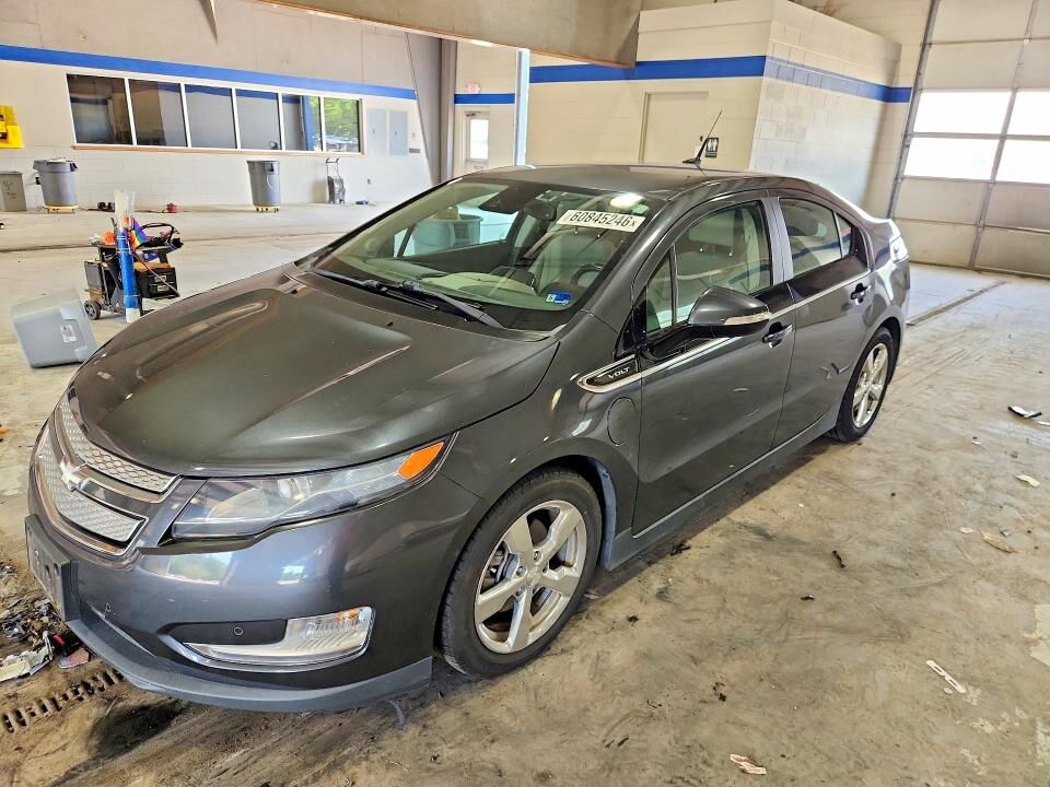 2013 CHEVROLET Volt
